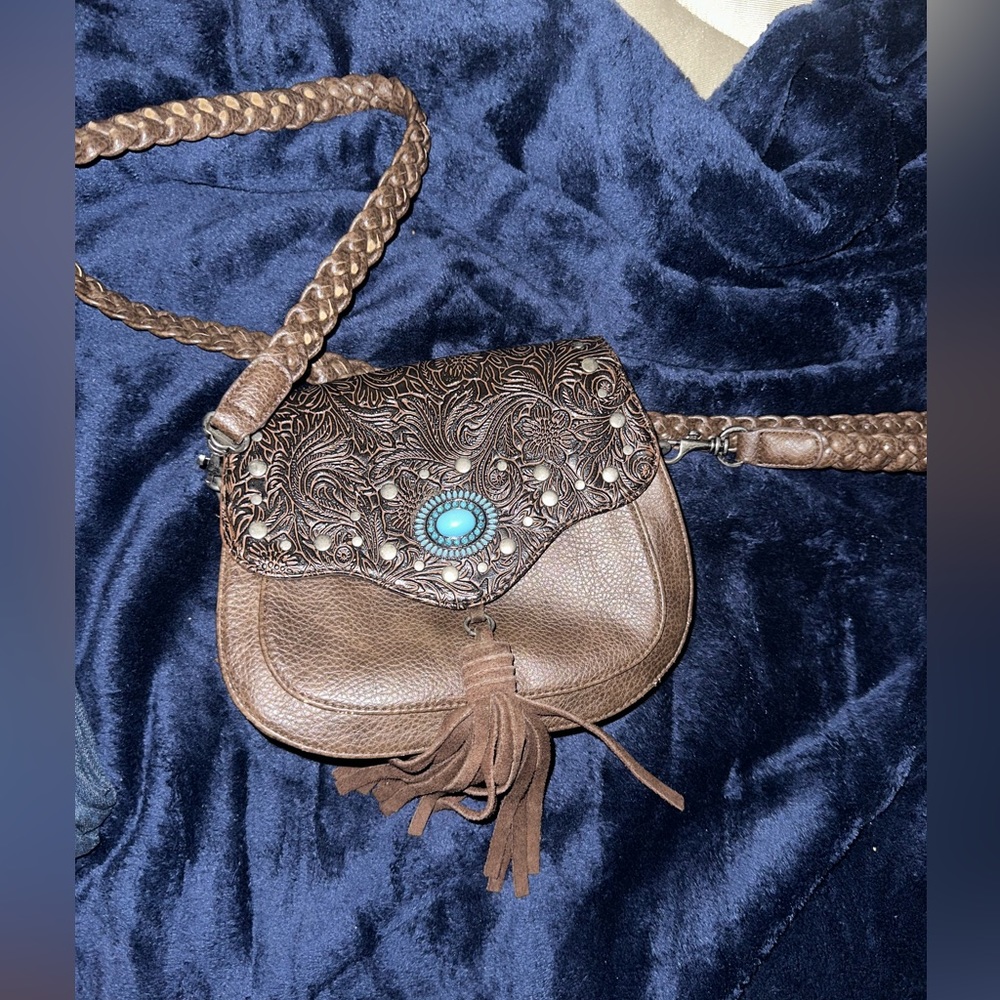 Western crossbody